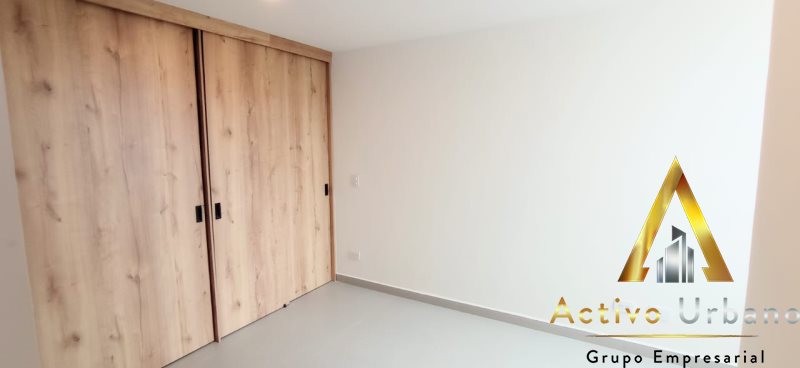 foto_104782_901271444_9456337845_ss