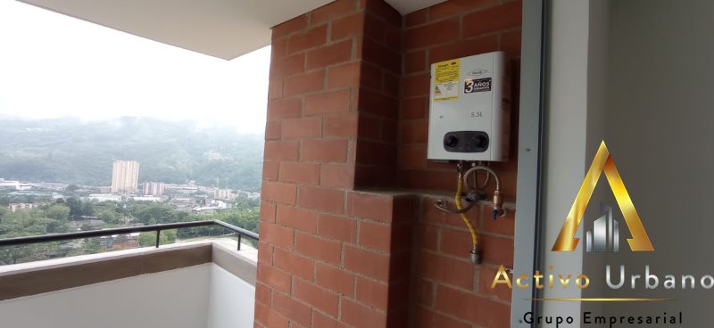 foto_104782_901271444_9480704735_ss