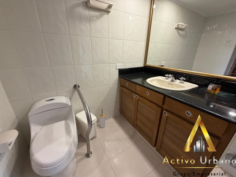 foto_104782_901271444_9481338254_ss