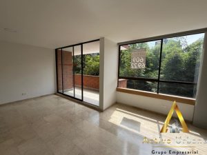 foto_104782_901271444_9481677704_ss