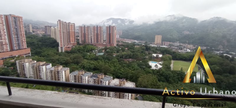 foto_104782_901271444_9481759751_ss