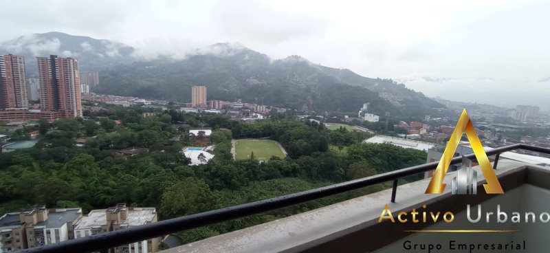 foto_104782_901271444_9491990910_ss