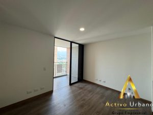 foto_104782_901271444_9492696438_ss