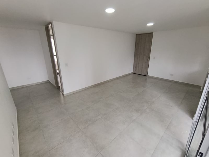 foto_104782_901271444_9519260668_ss