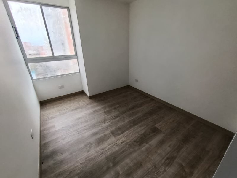 foto_104782_901271444_9528386091_ss