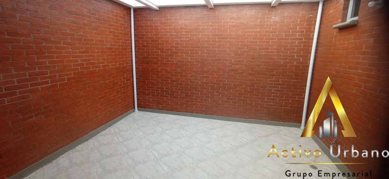 foto_104782_901271444_9543242579_ss