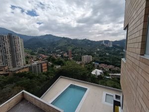 foto_104782_901271444_9546121202_ss