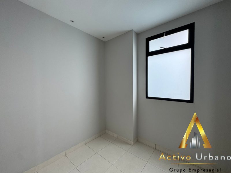 foto_104782_901271444_9664820885_ss