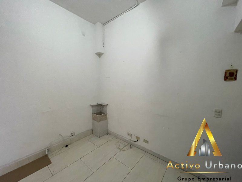 foto_104782_901271444_9768230020_ss