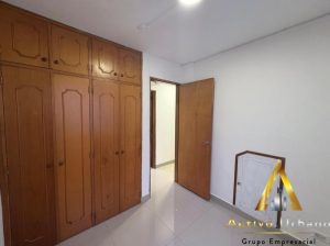 foto_104782_901271444_9879343793_ss