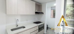 foto_104782_901271444_9884092816_ss