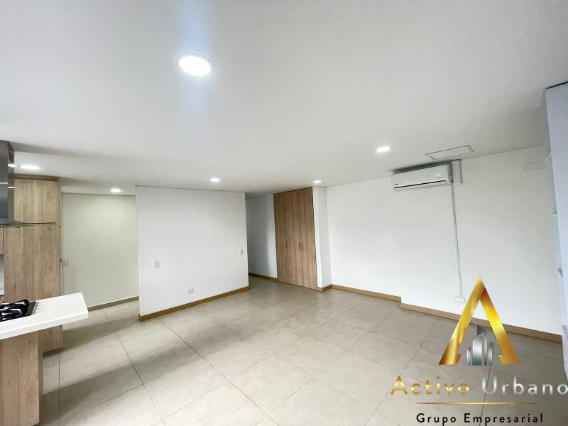 foto_104782_901271444_9996766035_ss