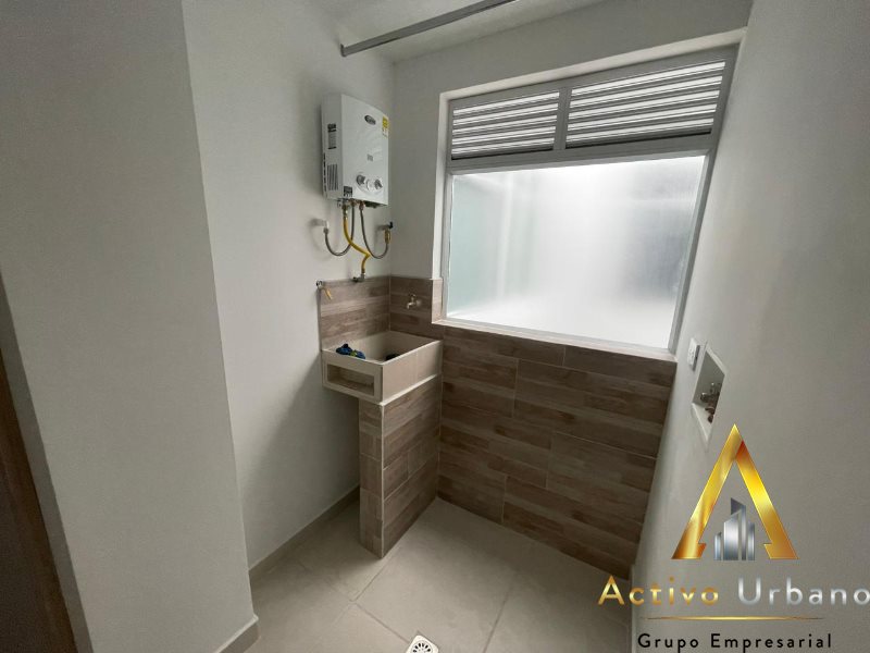 foto_32721_901271444_0713301265_ss