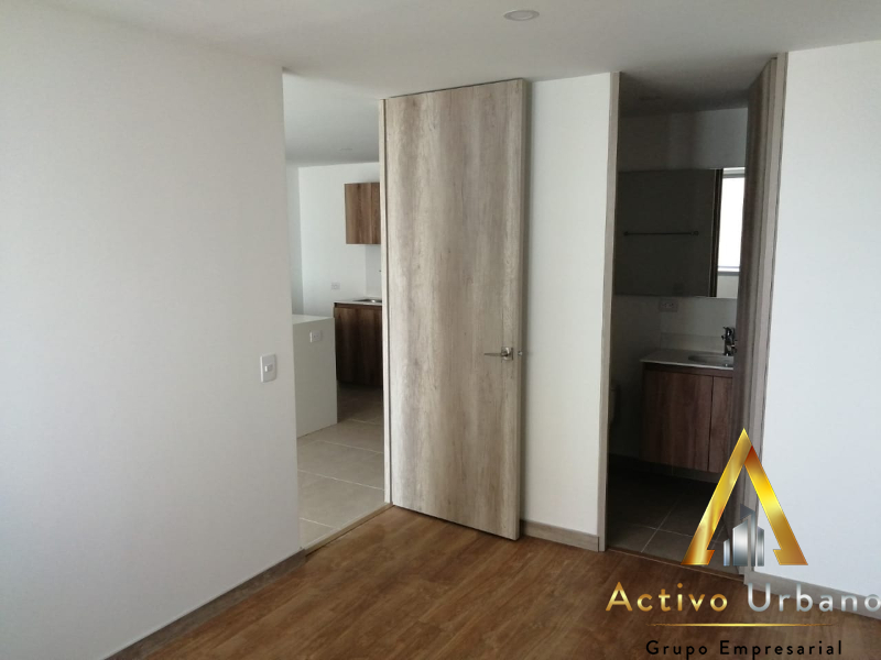 foto_32721_901271444_1158960594_ss