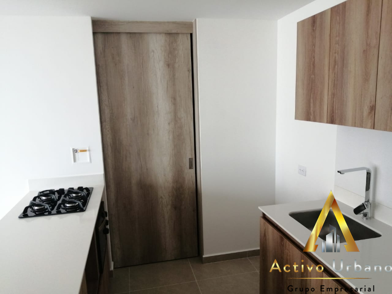 foto_32721_901271444_1158988320_ss