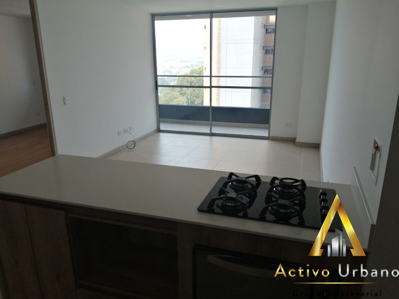 foto_32721_901271444_1190395506_ss