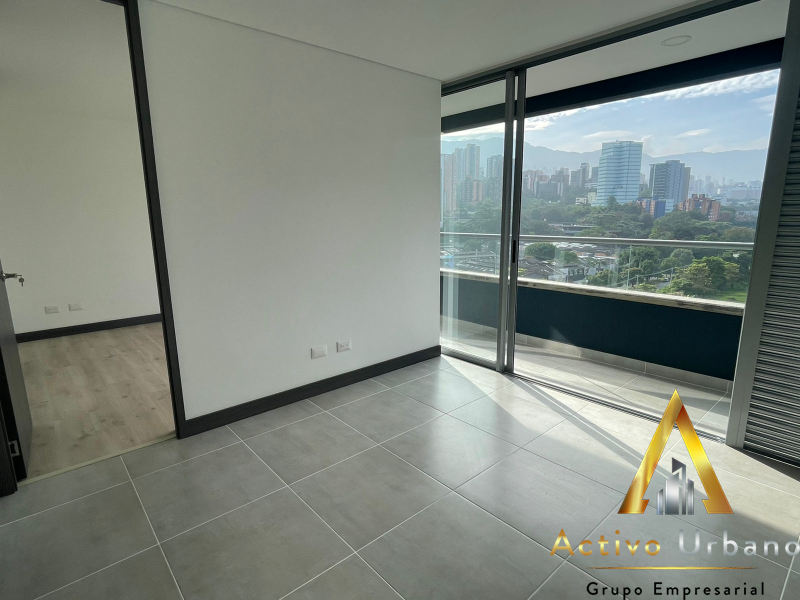 foto_32721_901271444_2493019997_ss