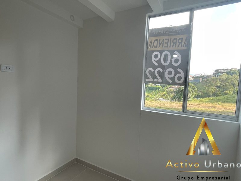 foto_32721_901271444_4568389463_ss