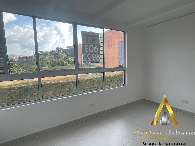 foto_32721_901271444_4581916716_ss