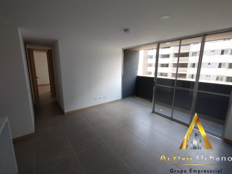 foto_32721_901271444_7140789163_ss