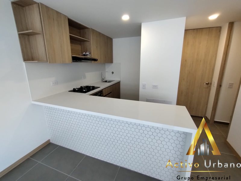 foto_32721_901271444_7185991621_ss