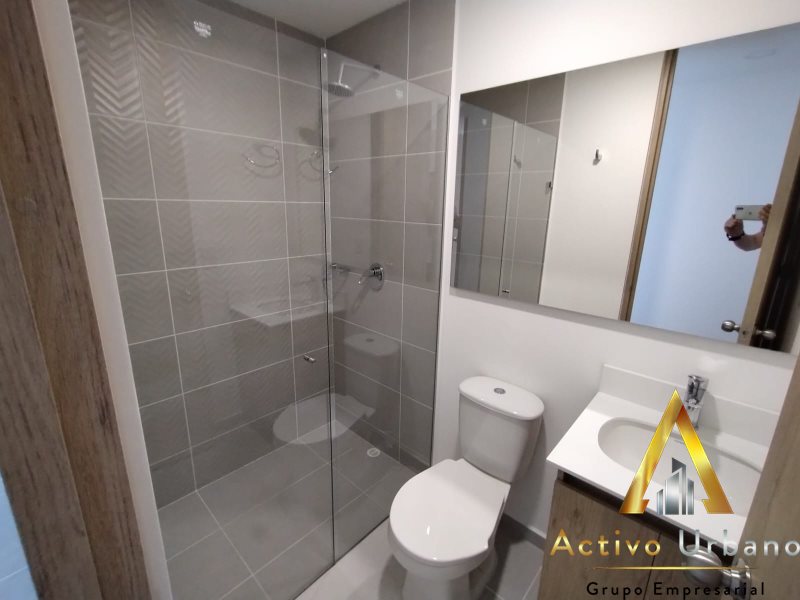 foto_32721_901271444_7198921970_ss