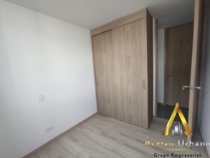 foto_32721_901271444_8147459012_ss