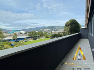 foto_32721_901271444_8949082083_ss