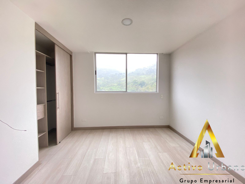 foto_32721_901271444_9828466734_ss