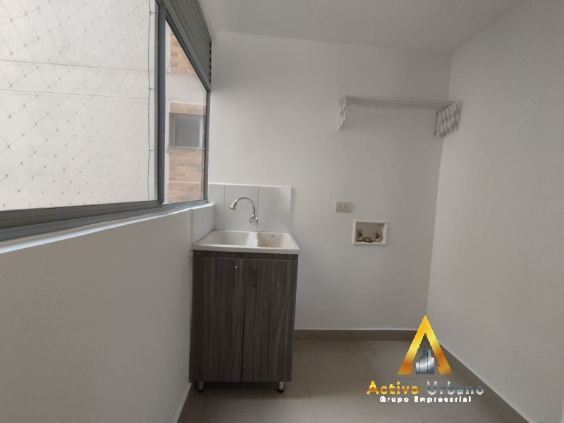 foto_104782_901271444_0294547094_ss