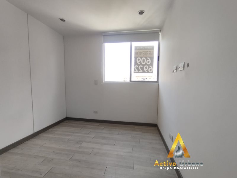 foto_104782_901271444_0327678160_ss