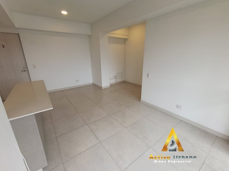 foto_104782_901271444_0415107898_ss