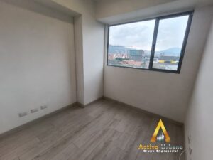 foto_104782_901271444_0456243218_ss