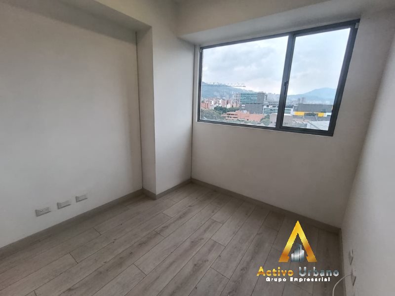 foto_104782_901271444_0456243218_ss