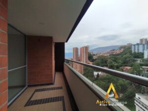 foto_104782_901271444_0458758783_ss