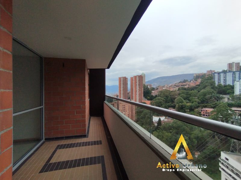 foto_104782_901271444_0458758783_ss