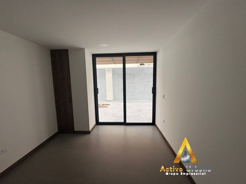 foto_104782_901271444_0652971959_ss