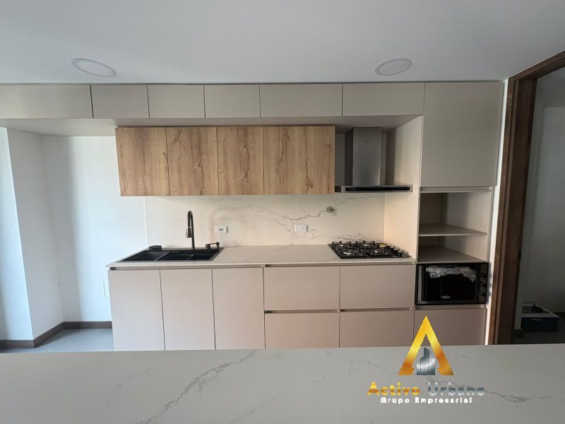 foto_104782_901271444_0677865964_ss