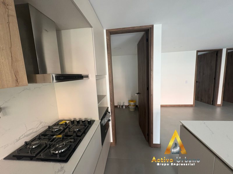 foto_104782_901271444_0751488515_ss