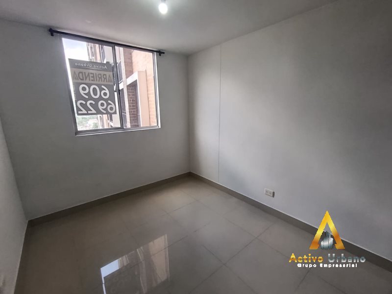 foto_104782_901271444_0829292929_ss