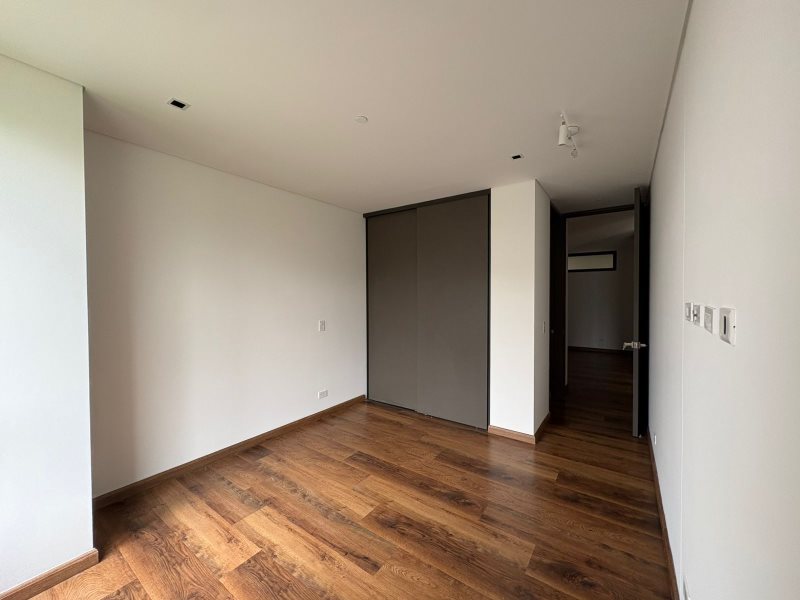 foto_104782_901271444_0834099064_ss