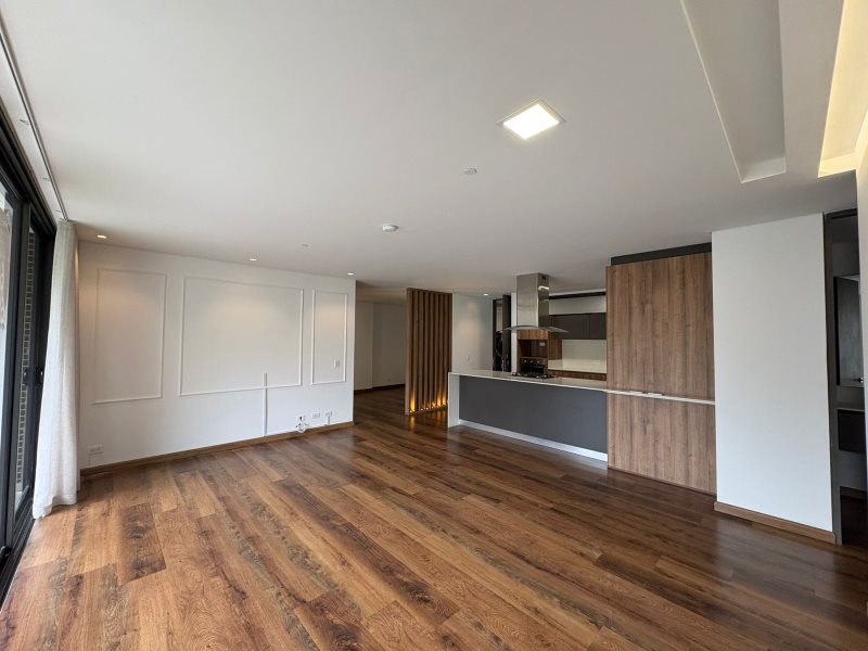 foto_104782_901271444_0841660223_ss