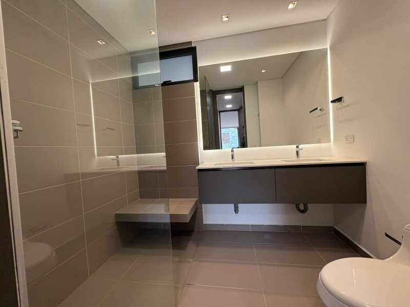 foto_104782_901271444_0870083084_ss