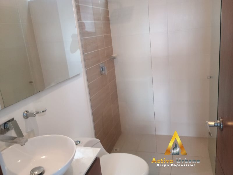 foto_104782_901271444_1019068431_ss