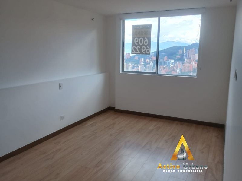 foto_104782_901271444_1019565394_ss