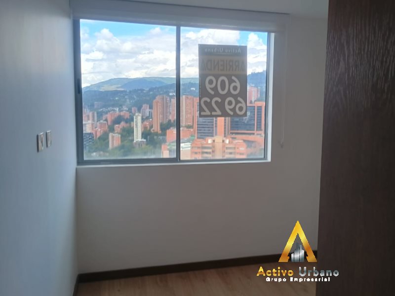 foto_104782_901271444_1060657182_ss