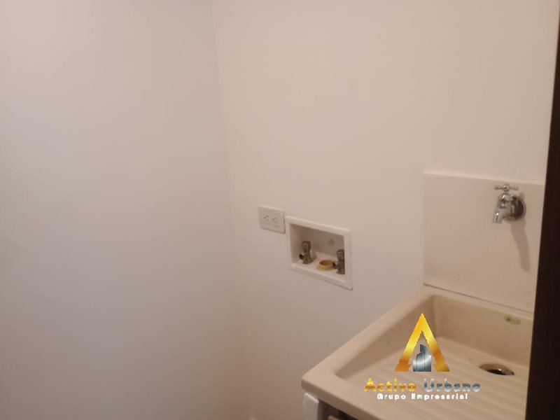 foto_104782_901271444_1079327238_ss