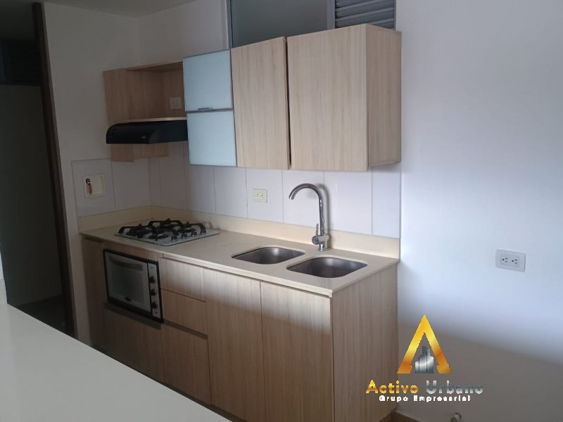 foto_104782_901271444_1097753573_ss