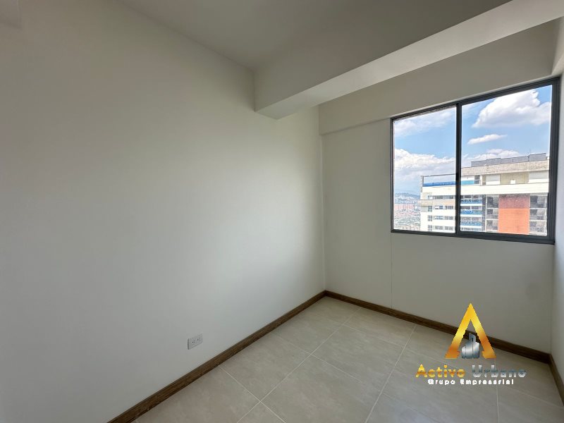 foto_104782_901271444_1941130165_ss