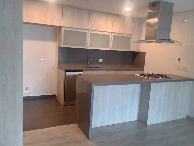 foto_104782_901271444_2050771929_ss